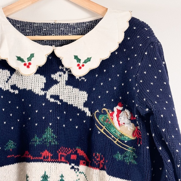 Vintage collared Christmas Sweater - Picture 2 of 3